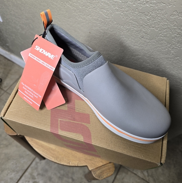 NIB! Ladies Sz. 8 SHOWAVE Deck Shoes - Picture 2 of 4